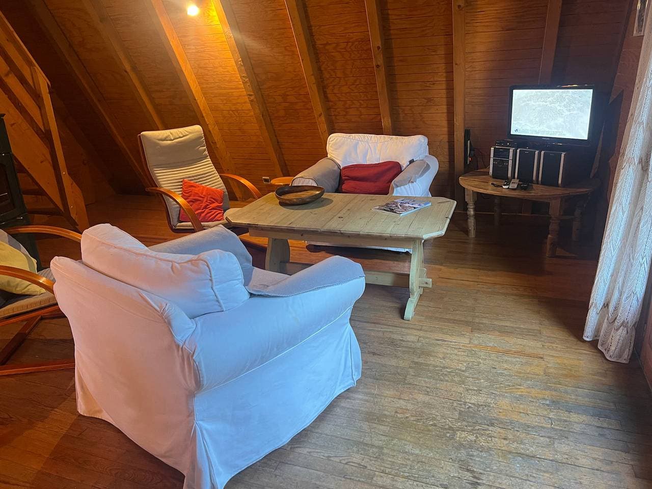 Foto 5 von 18: 3-Zimmer-Chalet mit Terrasse und Kostenlosem Parkplatz