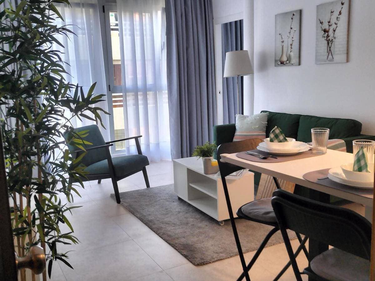 Céntrico apartamento con vistas 1