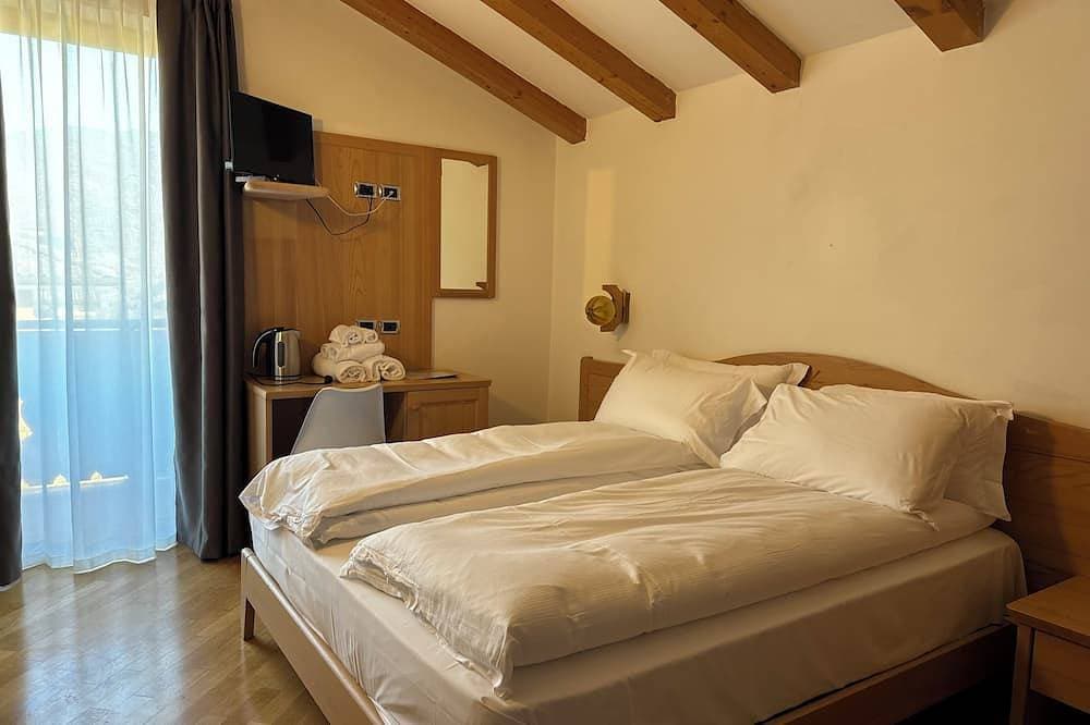 Hc Hotel Garni Rooms And Apartment 1