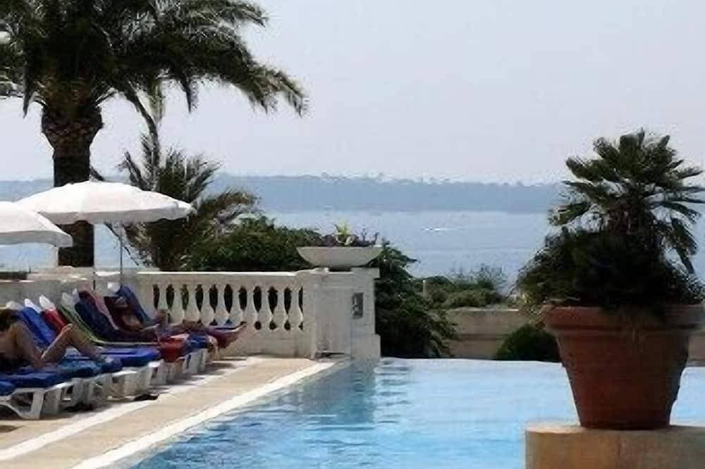 Foto 12 von 13: Bastide du Soleil - 2-Zimmer-Wohnung mit Terrasse, Swimmingpool in der Residenz