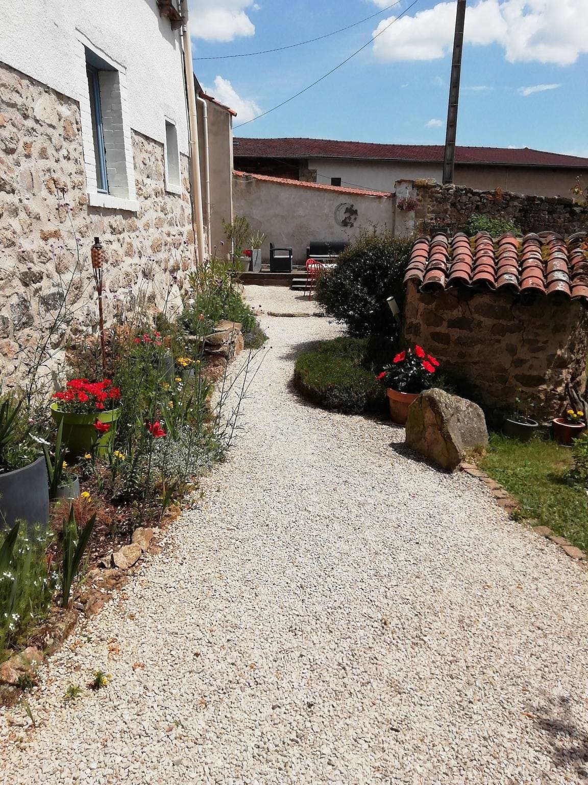 Foto 6 von 30: Bed & Breakfast 'Chambre Velours' mit Gemeinschaftspool, Terrasse und Garten