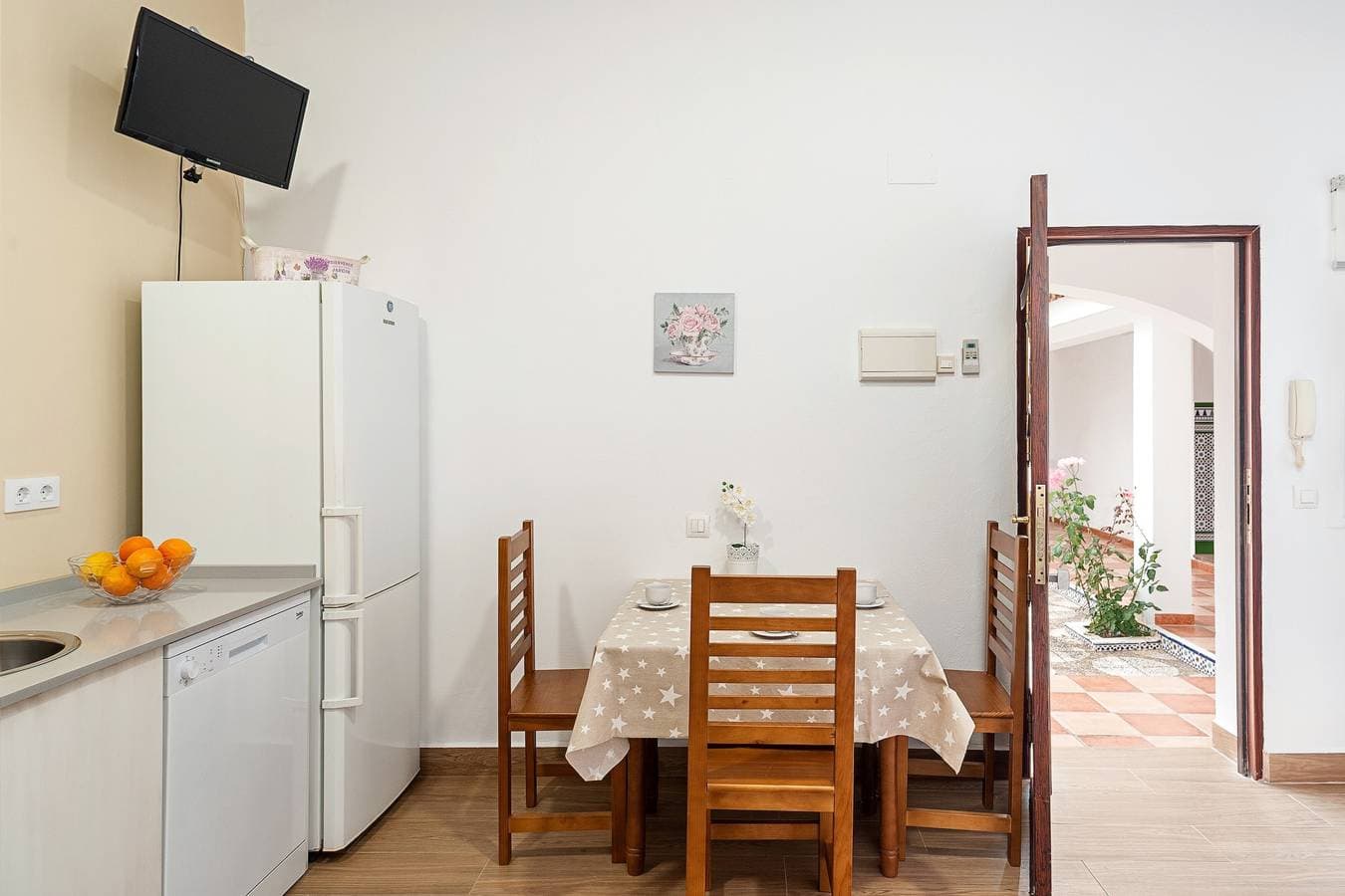 Foto 9 von 27: Klimatisierte Ferienwohnung nahe dem Strand und nahe dem Stadtzentrum mit großer Terrasse