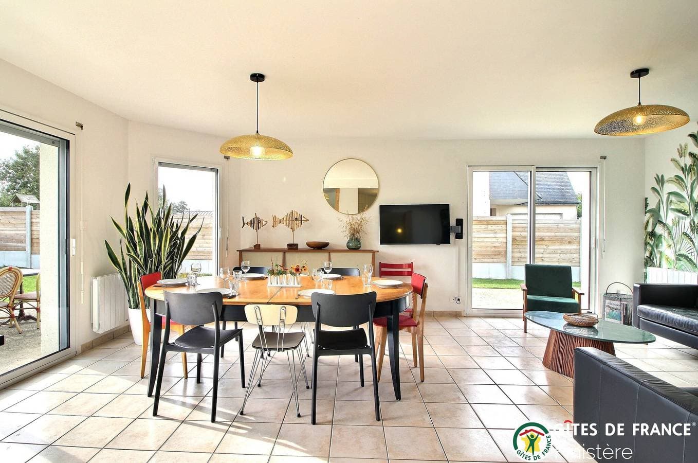 Foto 3 von 28: Maison lumineuse et confortable avec jardin clos