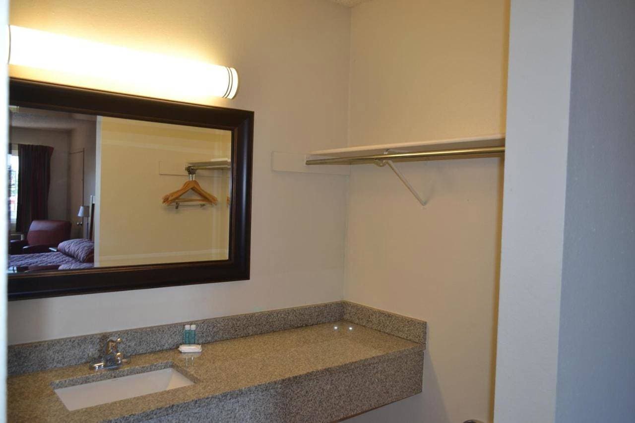 Foto 5 von 11: Triple Queen Suite
