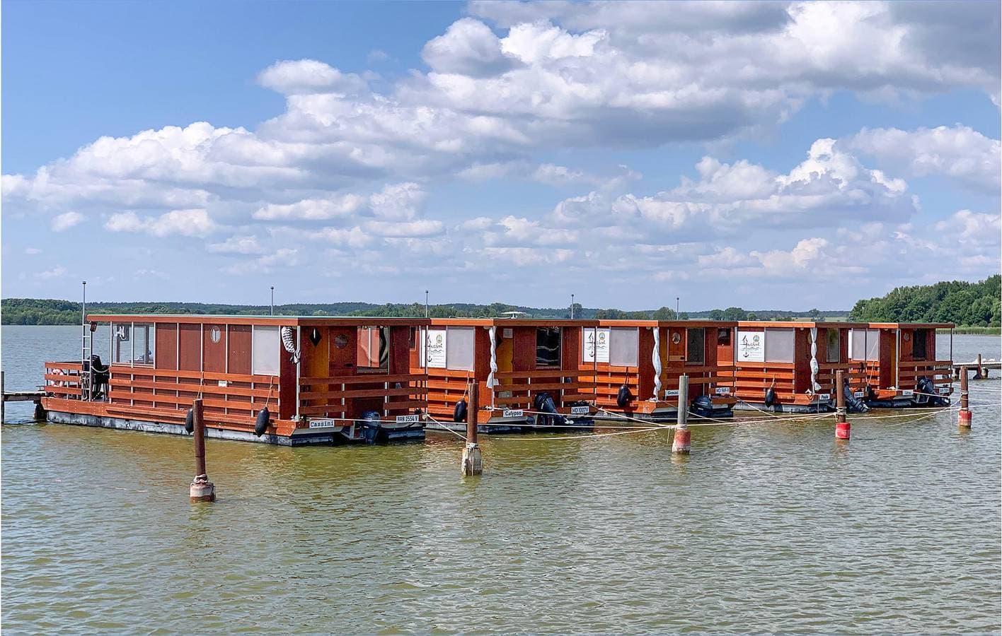 Rückzugsort am Wasser mit Terrasse & WiFi, 600m nach Neuruppin 1