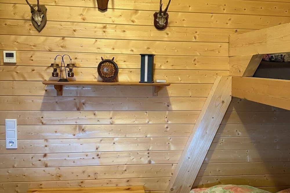 Foto 2 von 21: Hütte am Wolfsberg