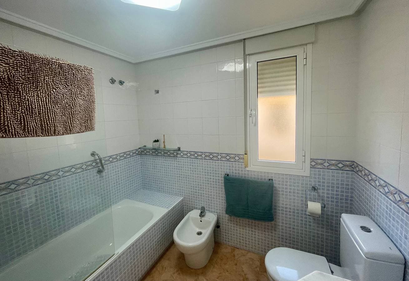 Foto 12 von 18: Ferienhaus 'Relax Inn' mit Meerblick, Gemeinschaftspool und WLAN