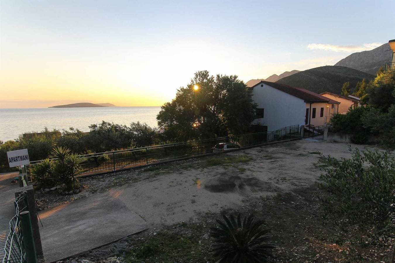 Foto 12 von 15: Villa Alex Ferienwohnung mit 1 Schlafzimmer (Luka)