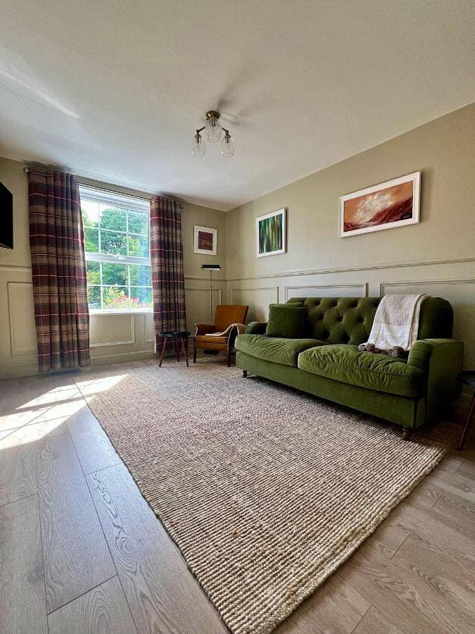 Luxury Apartment in Rostrevor 1