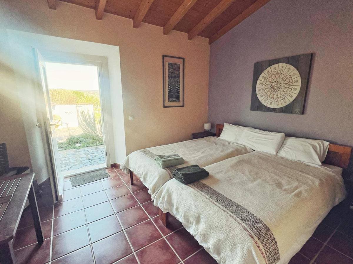 Foto 2 von 8: Double Room with Private Bathroom