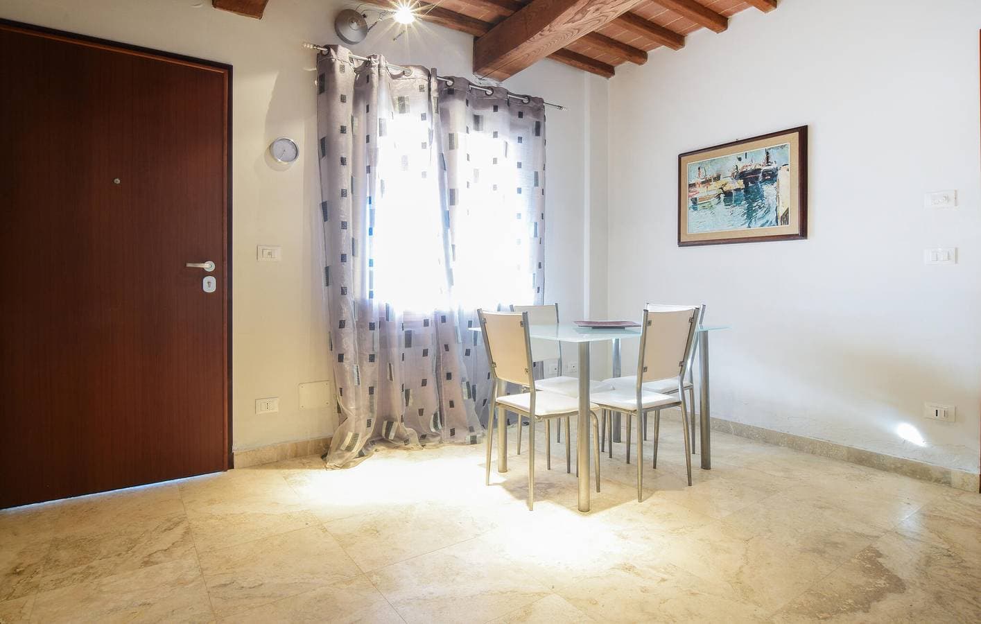Foto 12 von 23: Monteverdi Marittimo Wohnung mit Pool und Küche