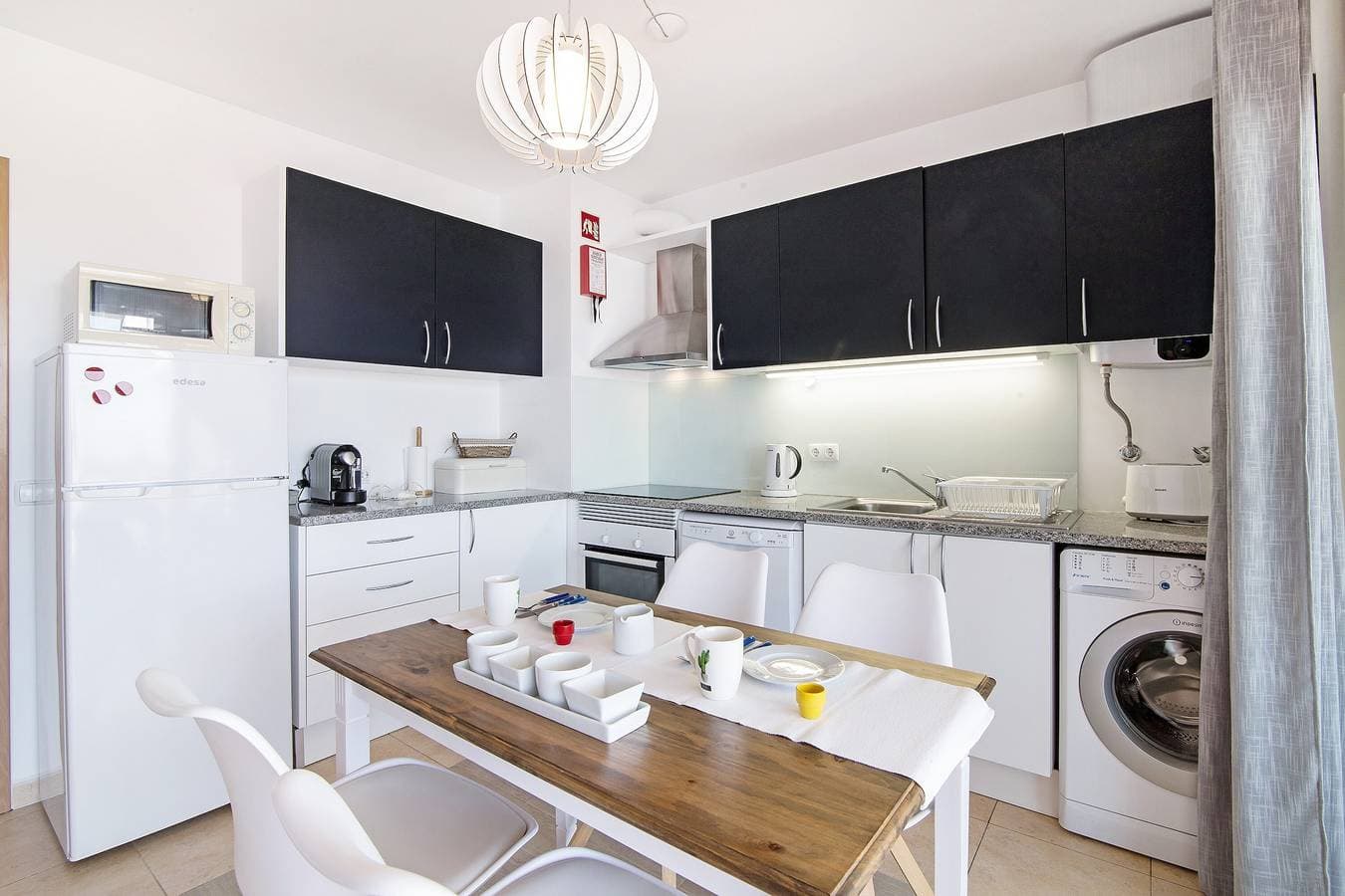 Foto 11 von 25: Ferienwohnung 'Costa Cabanas 36' nahe Strand mit Gemeinschaftspool & WLAN