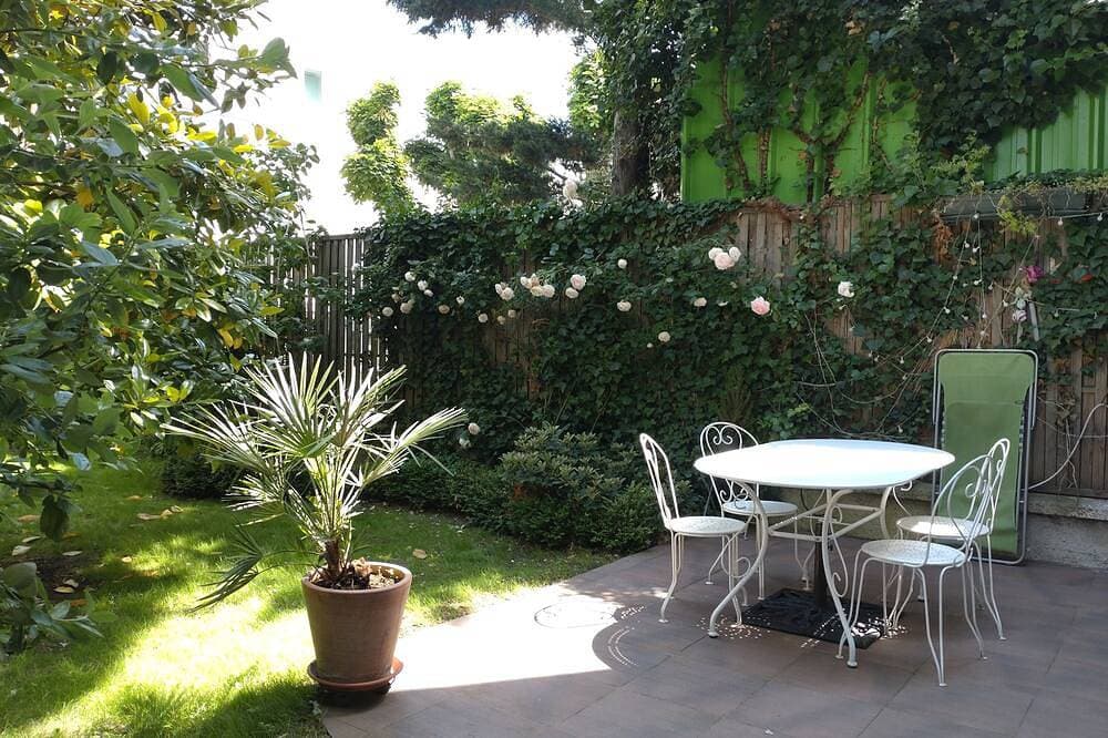Fully-equipped studio with garden 2mn \"Mairie d'Aubervilliers\" metro station 1