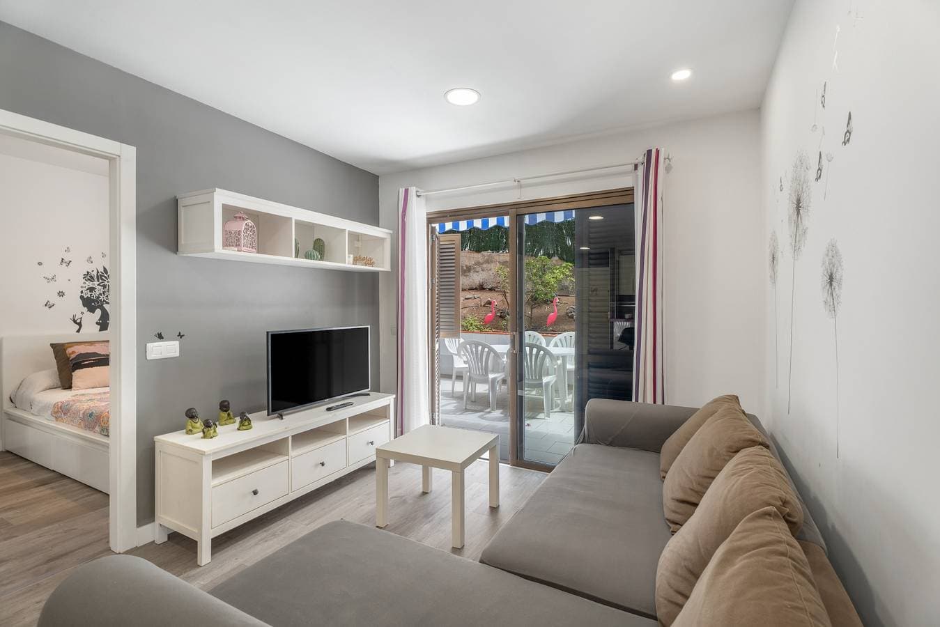 Foto 7 von 35: Ferienwohnung 'Apto Jardin Del Sol Beach' mit Gemeinschaftspool, Wi-Fi und Klimaanlage