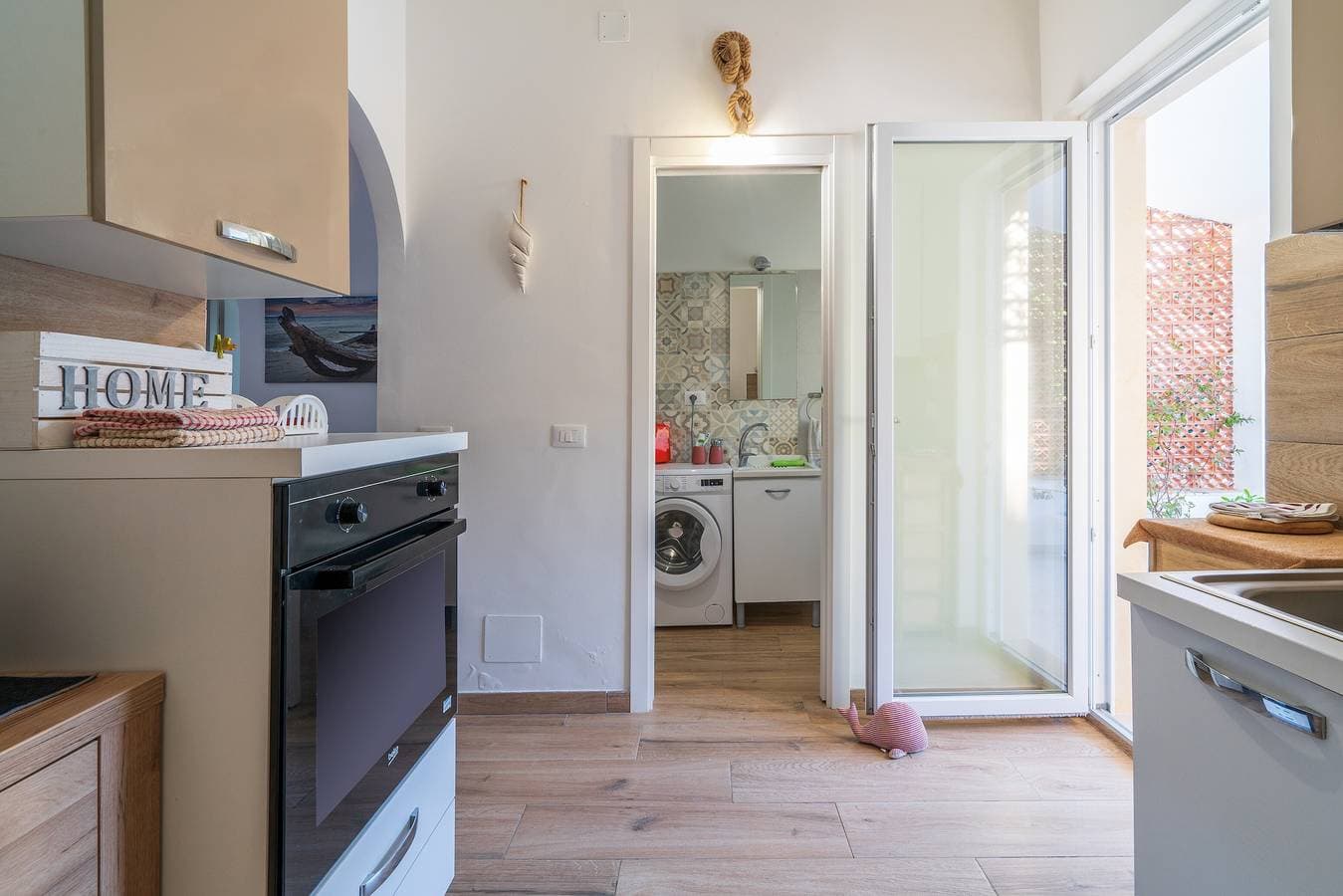 Foto 11 von 42: Villa 'Gioia Fontane Bianche' mit Meerblick, WLAN und Klimaanlage