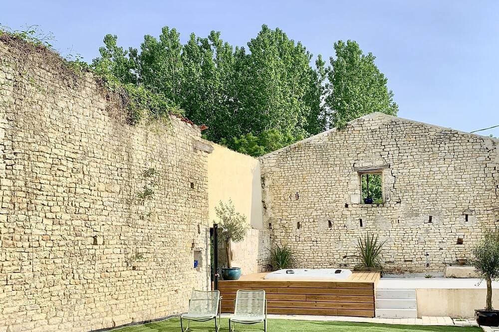 Rare pearl, farmhouse in La Rochelle 8-11 pers 1