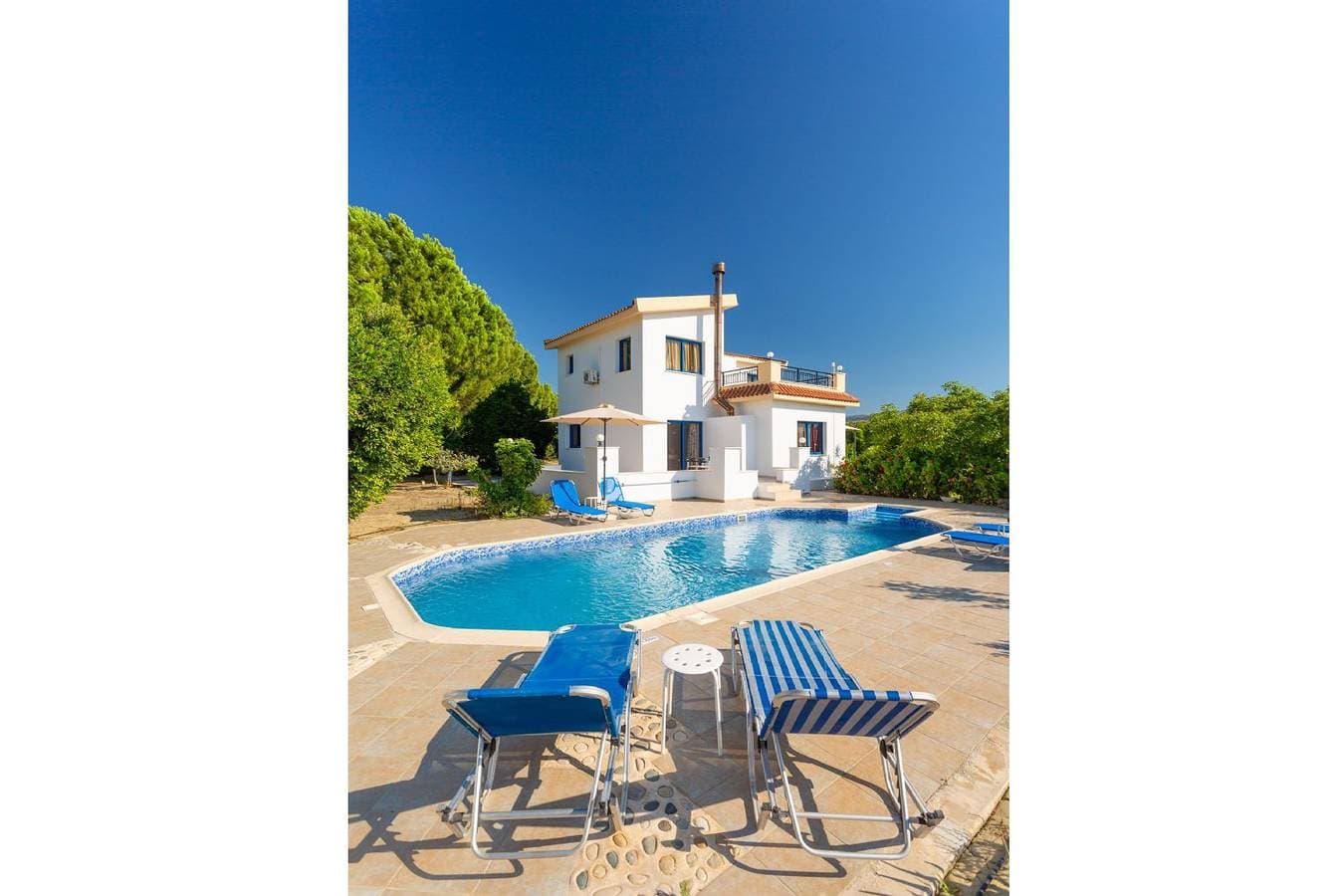 Foto 13 von 34: Villa für 6 Personen mit Terrasse