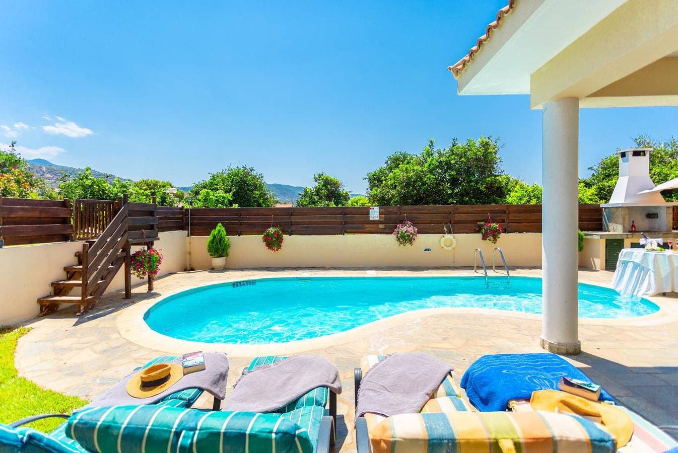 Foto 6 von 50: Villa für 7 Personen mit Terrasse
