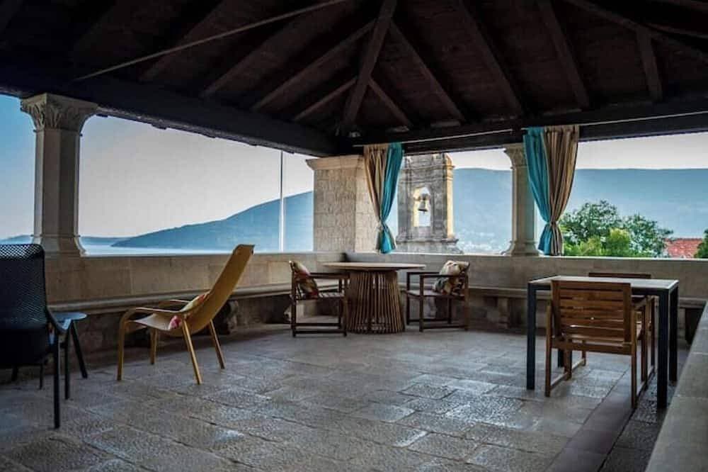 Bonaca Studio – A Peaceful Retreat with Stunning Views 1