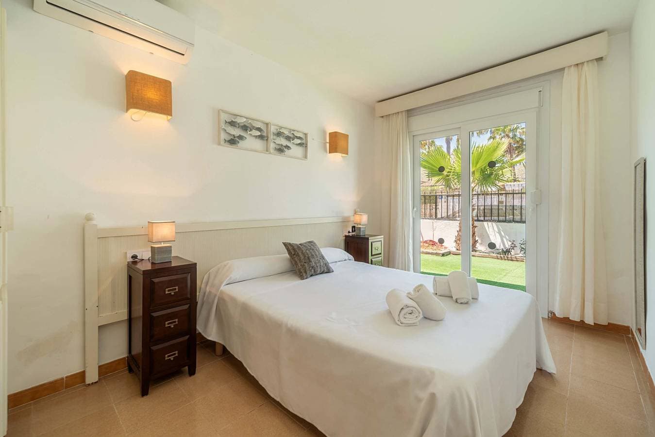 Foto 10 von 22: Beach Villa Ribot II