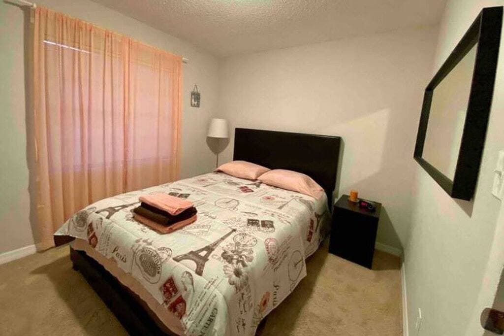 Foto 5 von 8: 3x2 Home 10/15 minutes from Universal/Disney