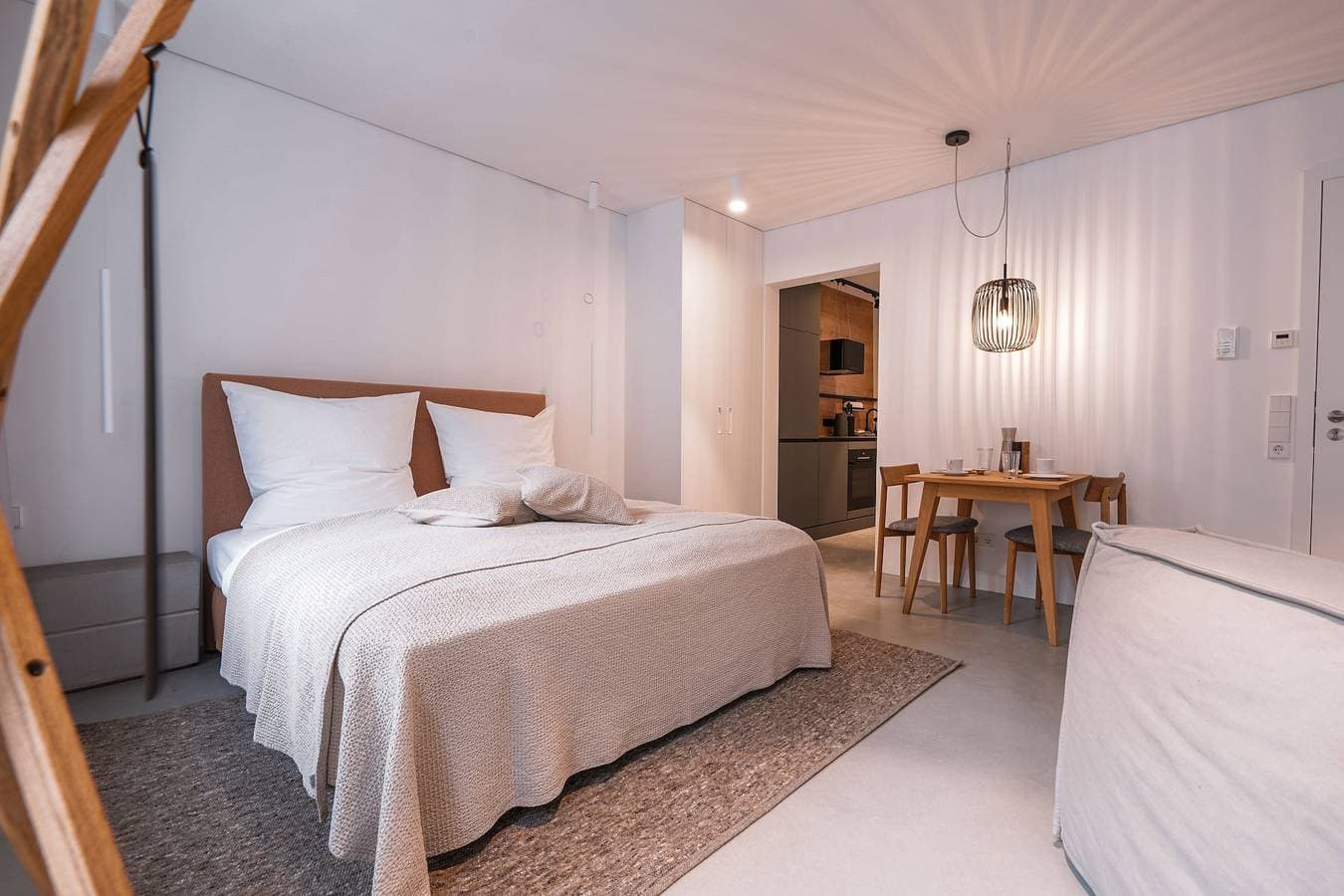 Foto 6 von 16: Apartment '2 Personen' mit überdachter Loggia im 2. Obergeschoss in unmittelbarer Seenähe