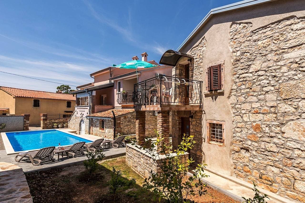 Foto 6 von 24: Erdgeschosswohnung Fiorela I in Villa Valtrazza