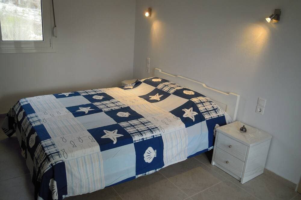 Foto 3 von 30: Wohnung 80 m2 für 4 Personen mit Meerblick, Pool, Parkplatz, Waschmaschine