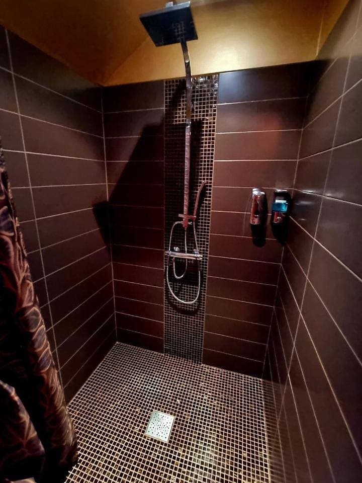 Foto 7 von 9: King Room with Spa Bath