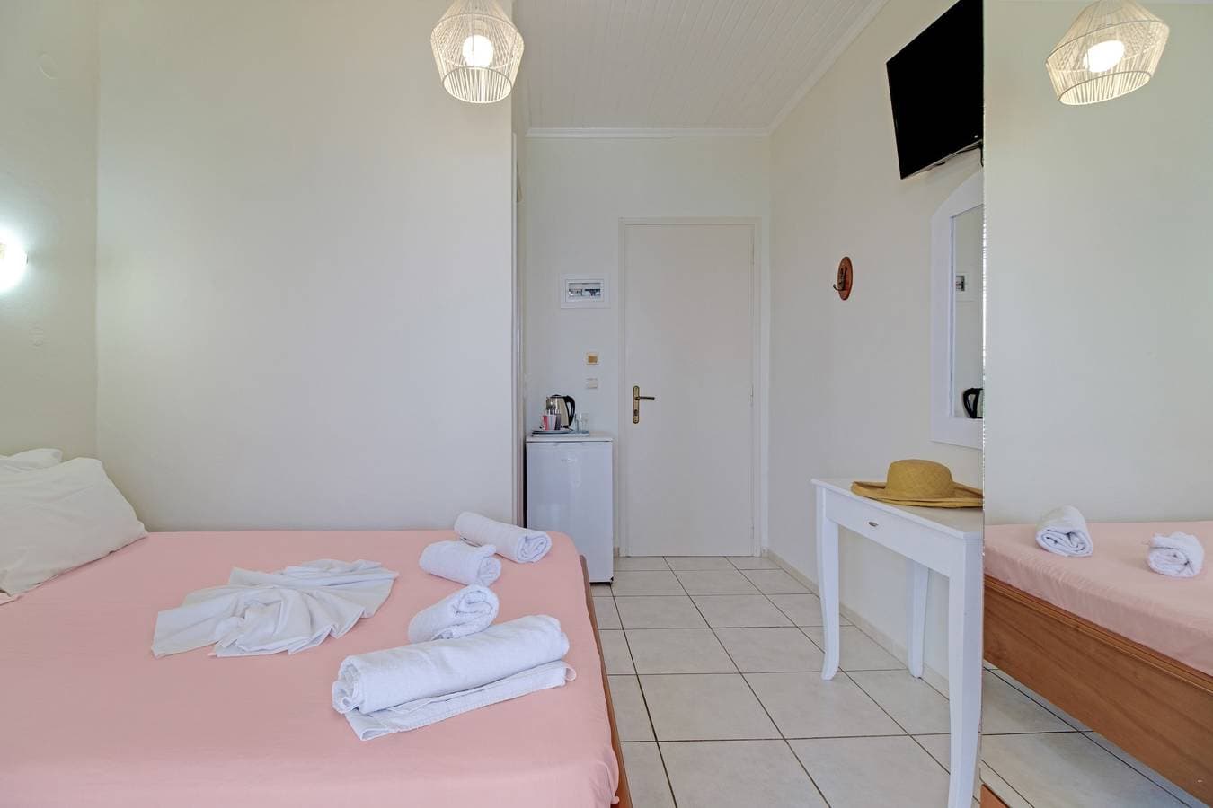 Foto 9 von 19: Zimmer 'S8 Room' mit Meerblick, WLAN und Klimaanlage