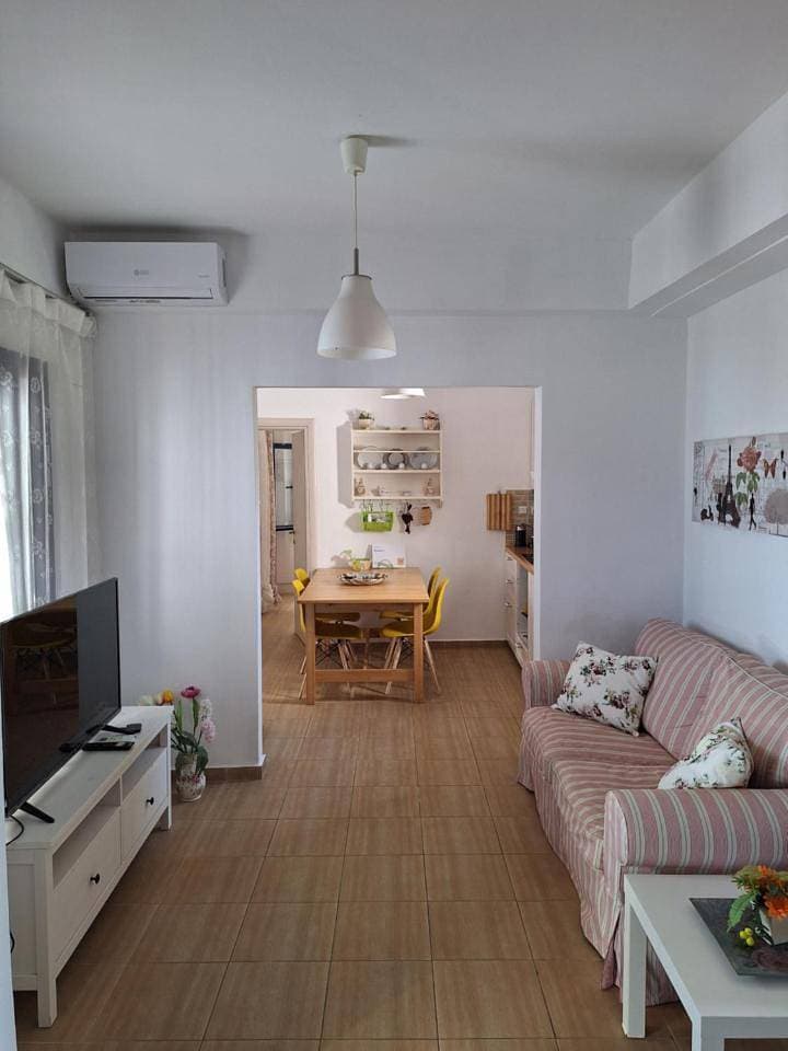 Foto 6 von 39: Two-Bedroom Apartment