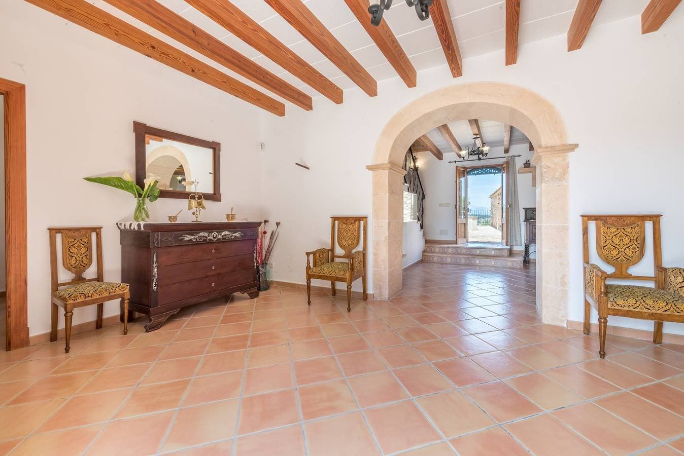 Foto 8 von 23: Typische mallorquinische Villa „S'Era de Son Roig“ mit Garten, Pool und WLAN