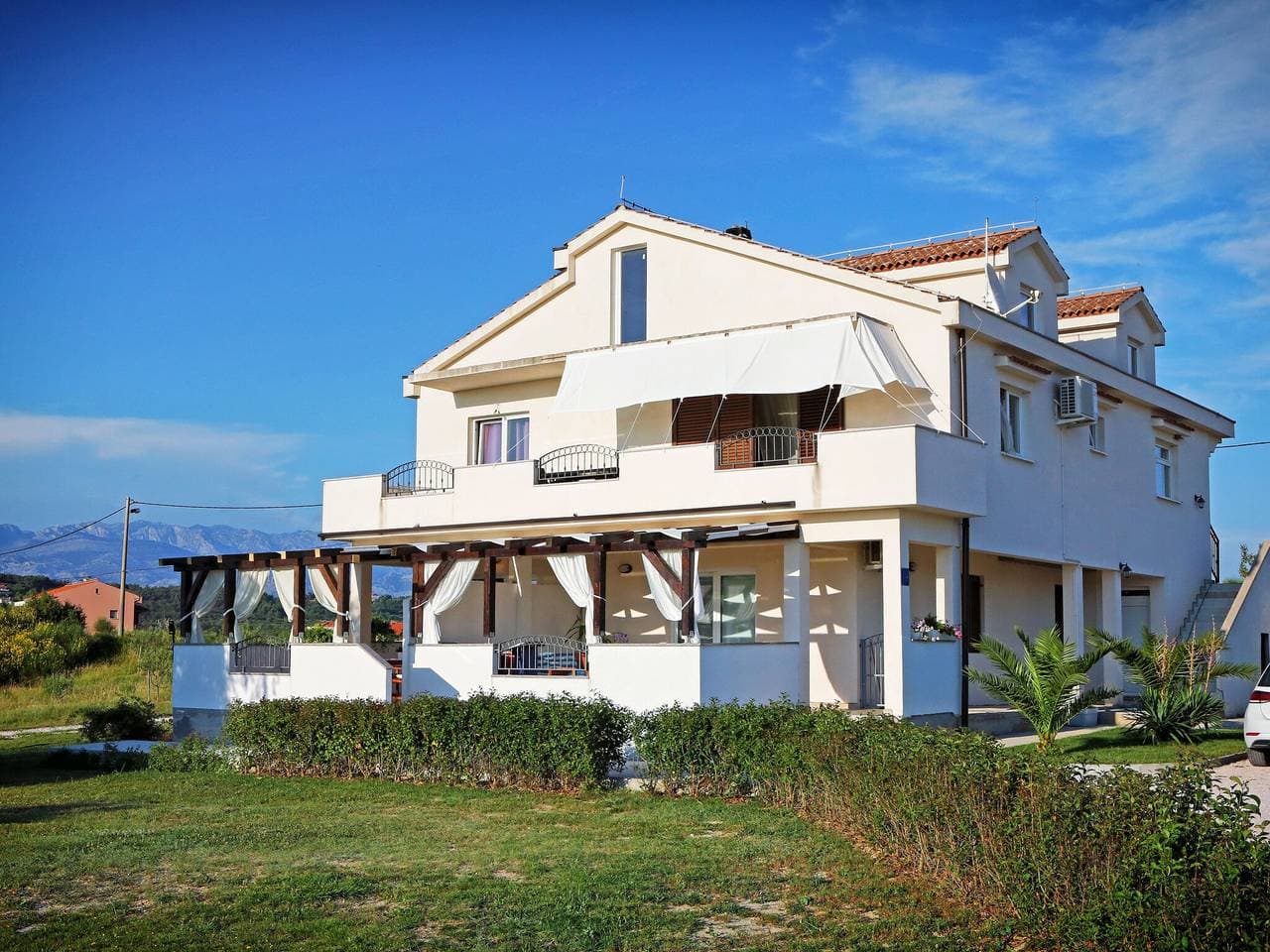 Wohnung in Ljubac mit Grill 1