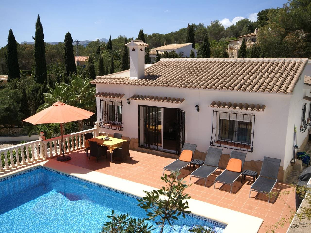 „Sea Breeze Villa Escape“ 1