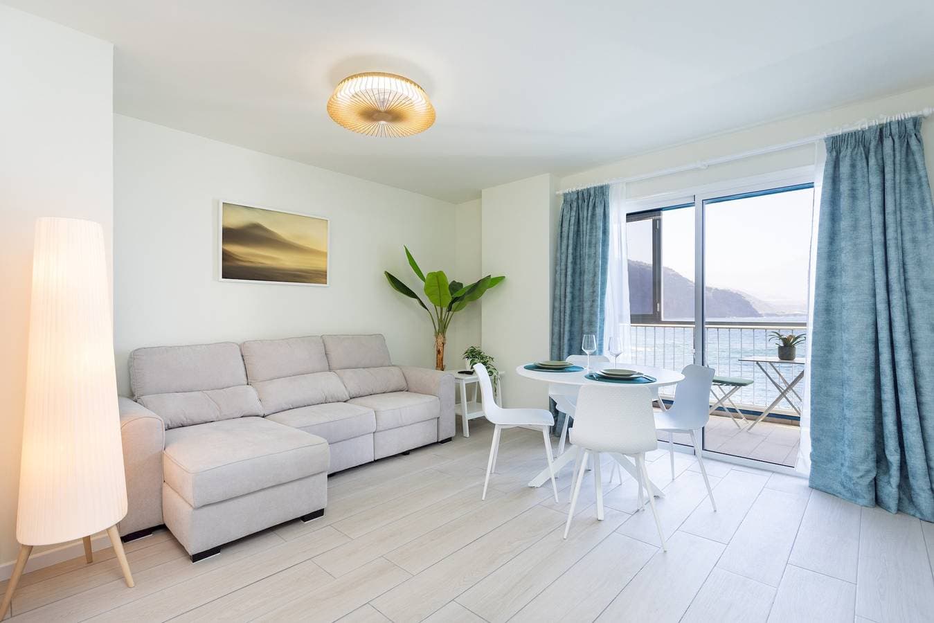 Foto 2 von 40: Ferienwohnung für 3 Personen mit Terrasse