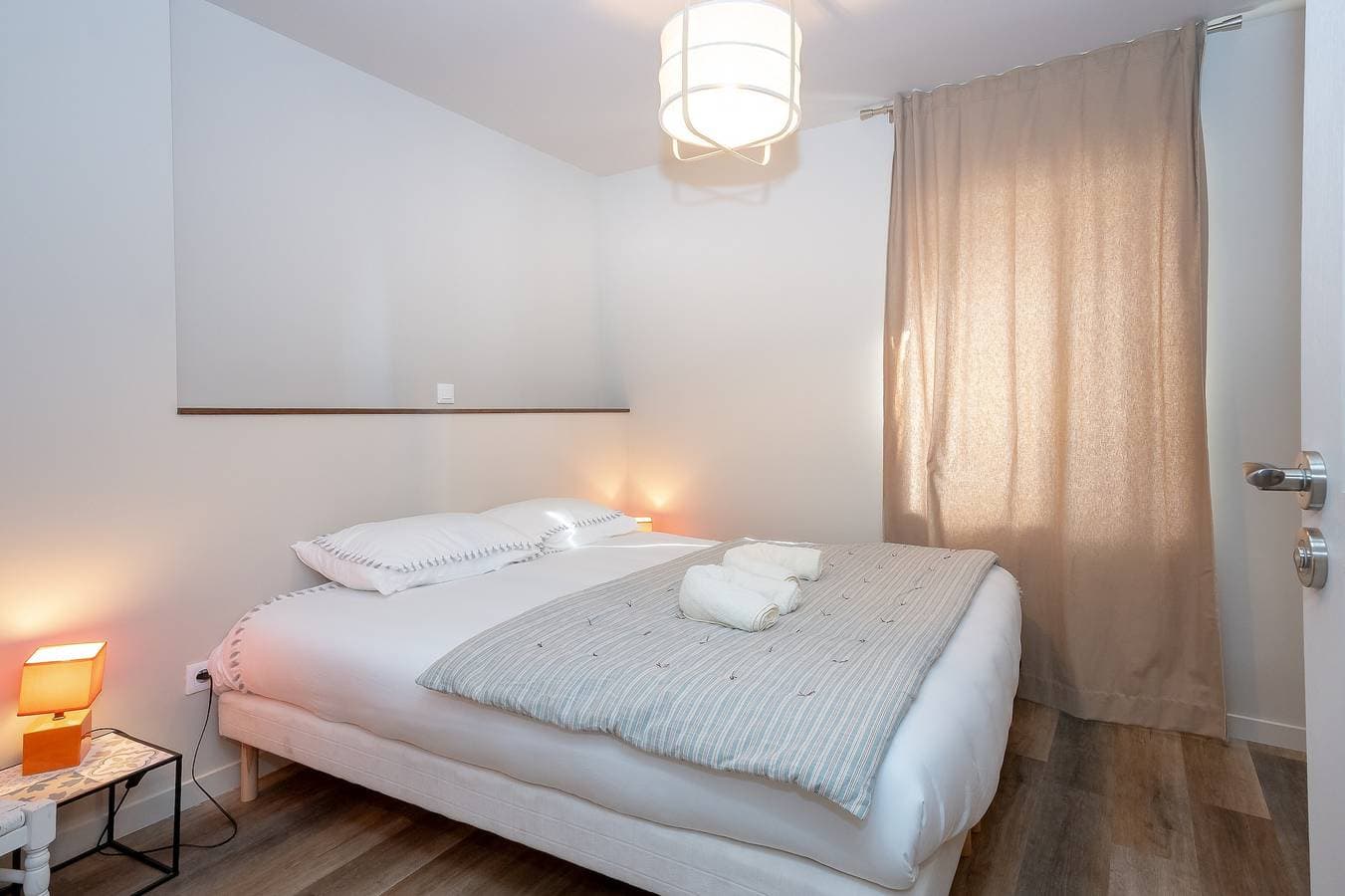 Foto 6 von 14: Appartement 'La Maison Du Soyeux Ga' mit privater Terrasse, WLAN und Klimaanlage