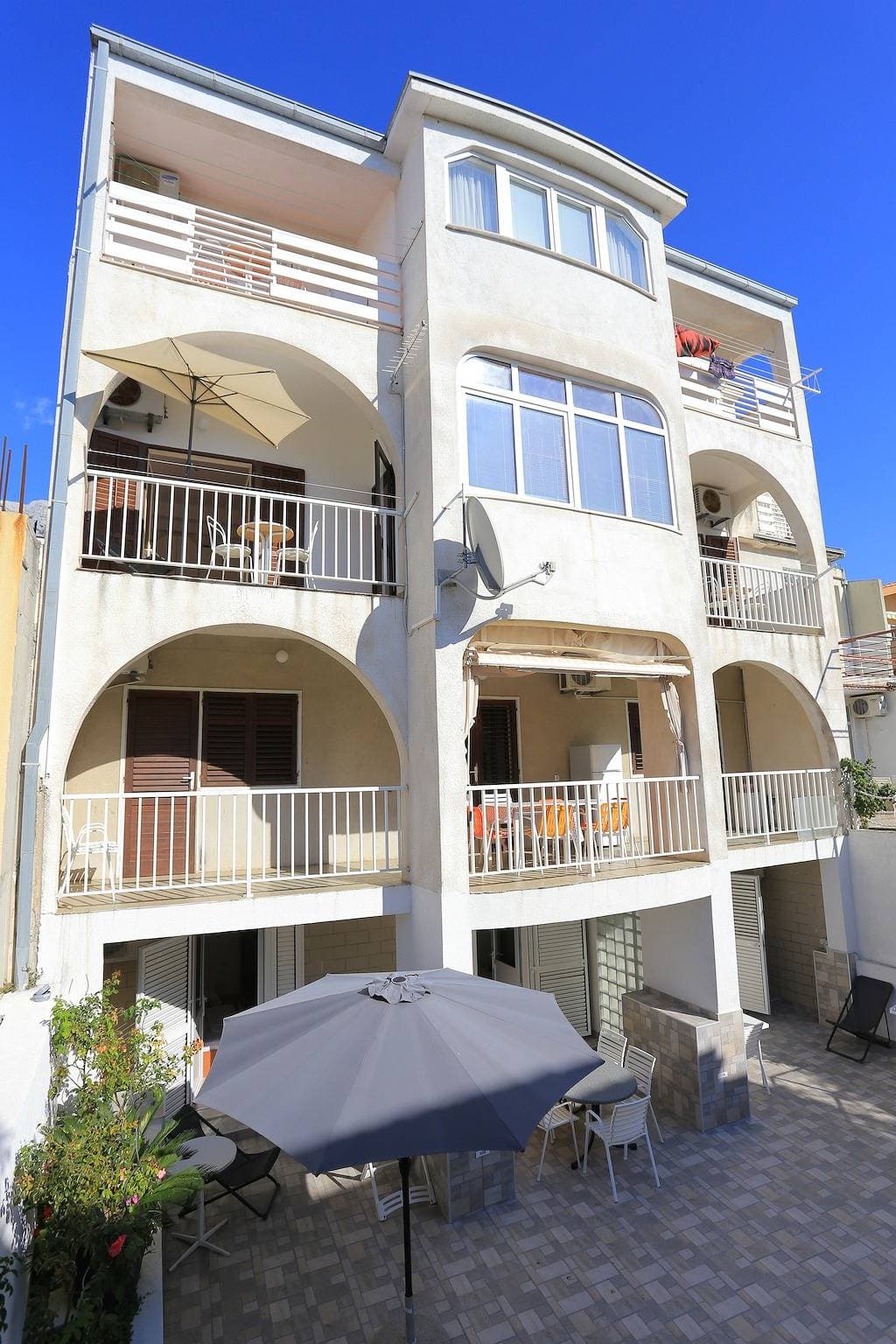 Foto 3 von 33: 1-Zimmer-Ferienwohnung mit Terrasse Baska Voda, Makarska A-2756-c
