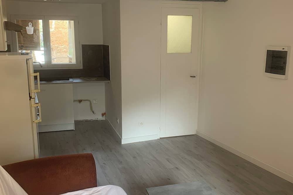 Studio apartment 1
