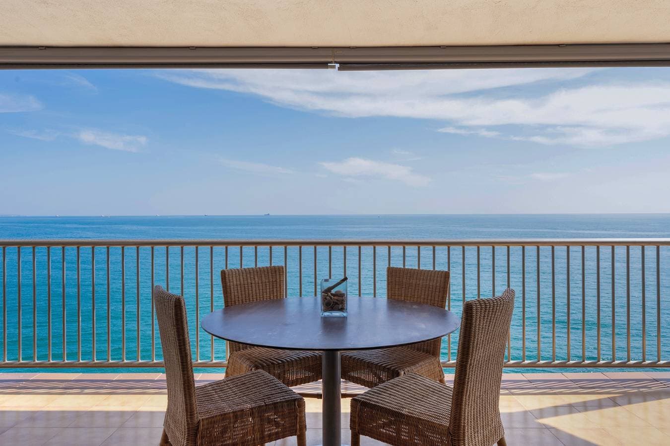 Foto 3 von 21: Ferienwohnung 'Paradisaco 28 Frente Al Mar' mit Meerblick, WLAN und Klimaanlage
