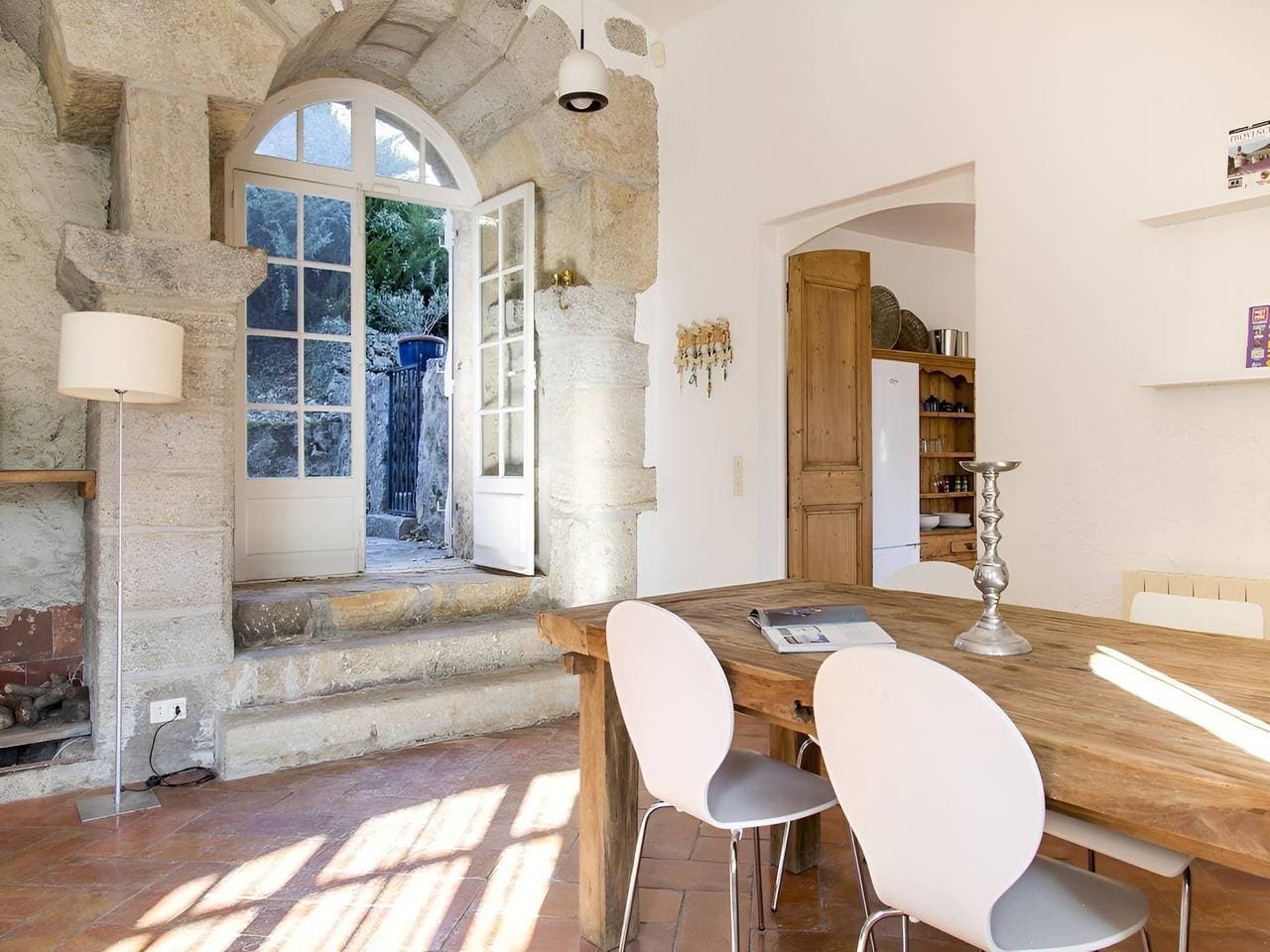 Foto 10 von 35: Wunderschöne freistehende Villa mit Pool