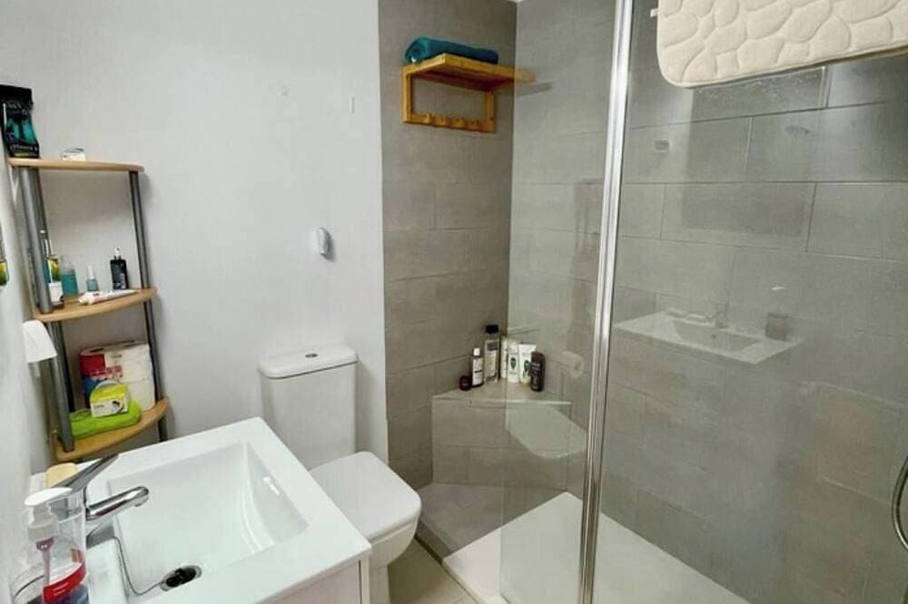 Foto 8 von 19: Waterfront apartment