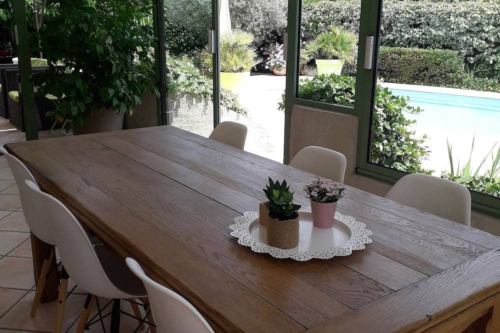 Foto 12 von 24: Villa im Luberon Park