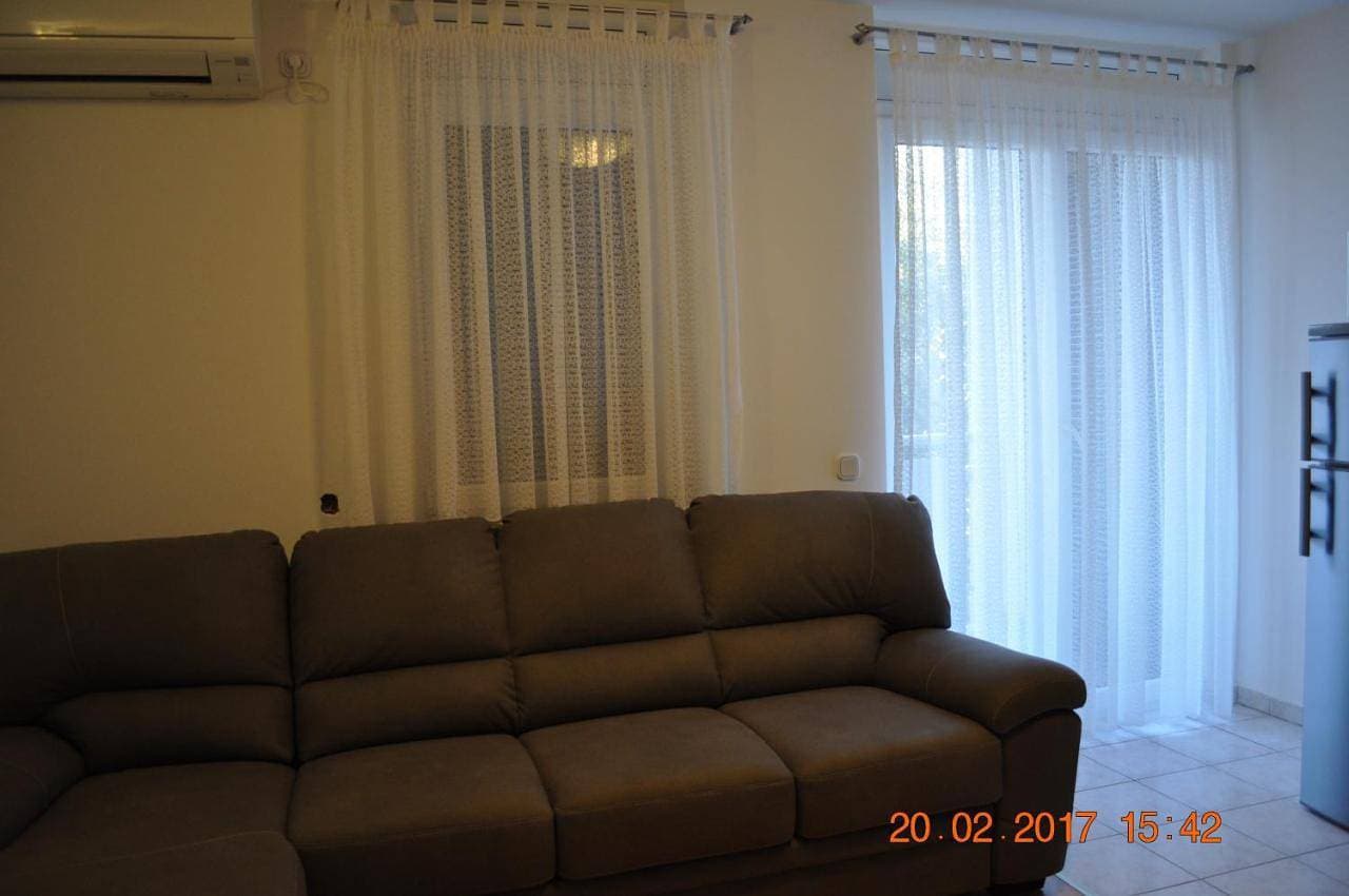 Foto 11 von 27: Two-Bedroom Apartment