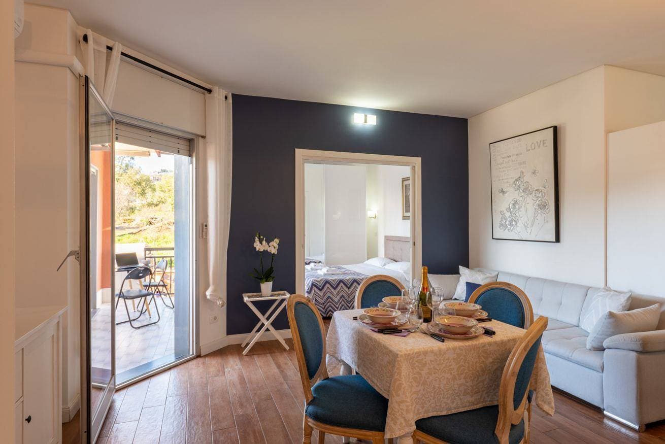 Foto 7 von 33: Ferienwohnung für 2 Personen mit Balkon/Terrasse