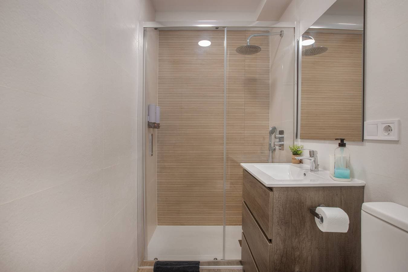 Foto 12 von 27: Ferienwohnung 'La Mejor Ubicacion Con Parking' mit Balkon, Wi-Fi und Klimaanlage
