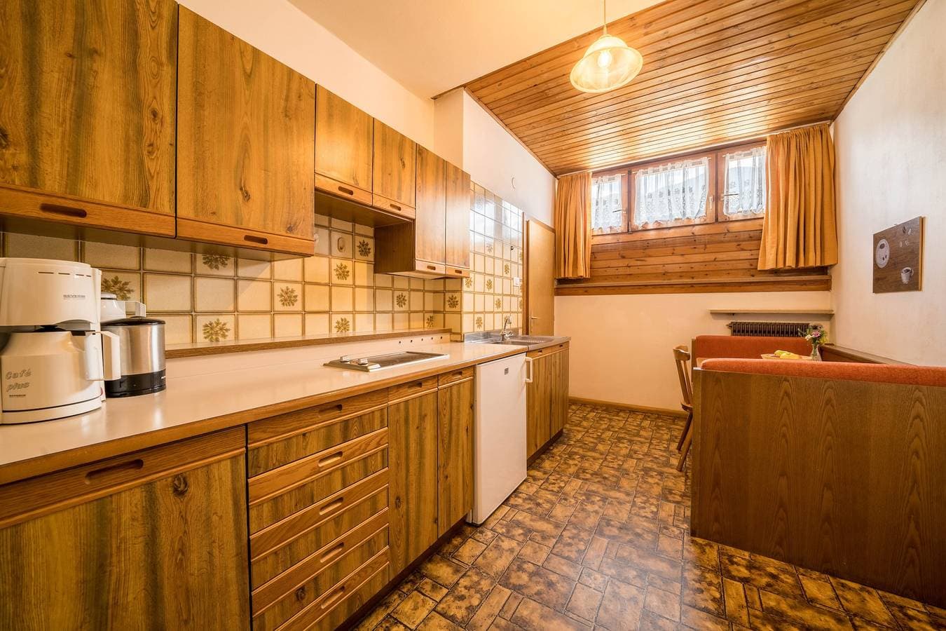 Foto 7 von 16: Ferienwohnung "Gantkofel Leilichhof" mit Bergblick, WLAN, Balkon & Garten