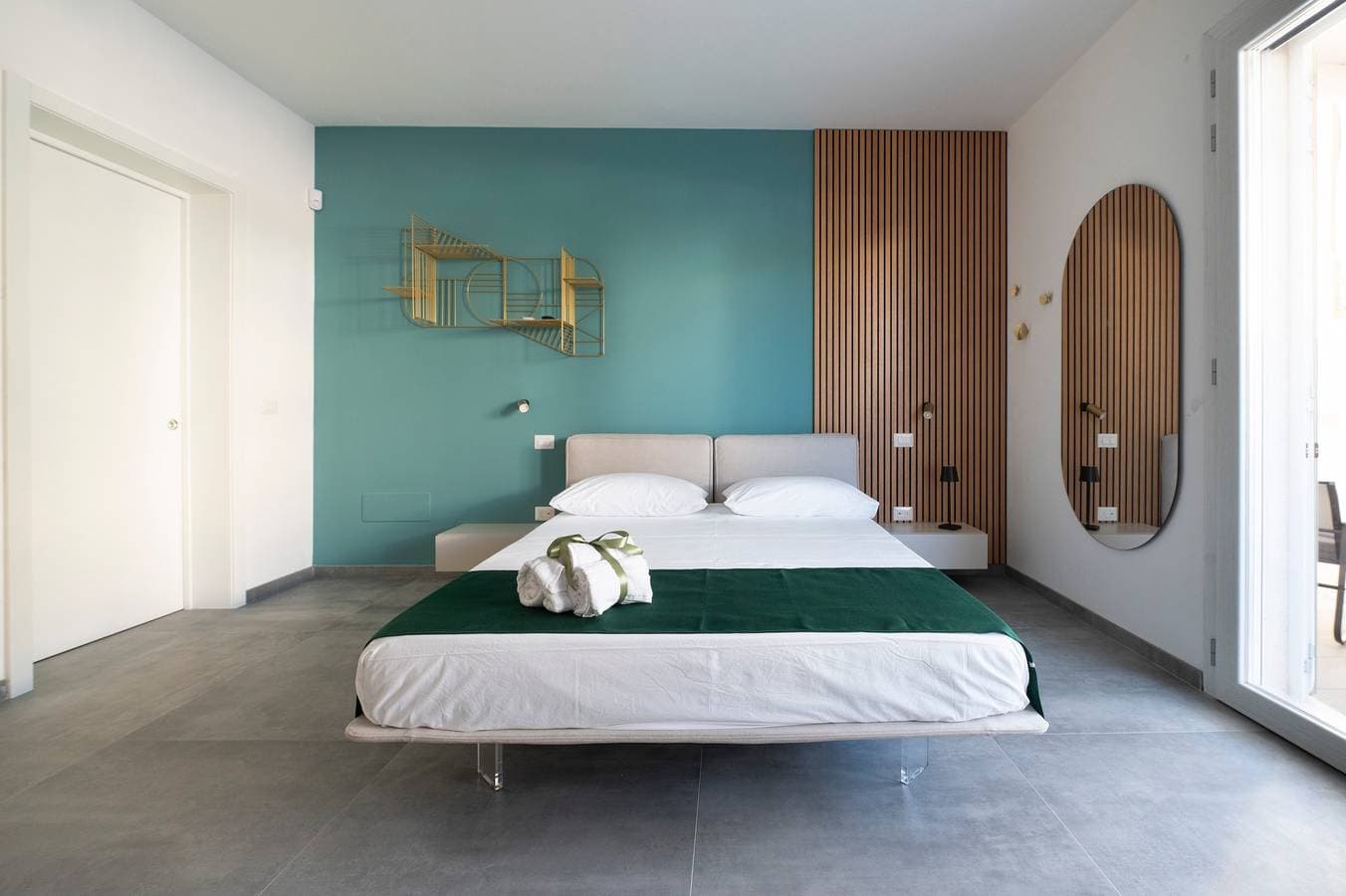 Foto 4 von 30: Ferienwohnung 'La Poesia' mit privater Terrasse, WLAN und Klimaanlage