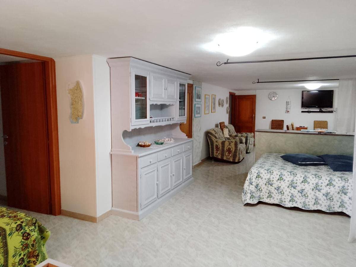 Foto 5 von 36: Two-Bedroom Apartment