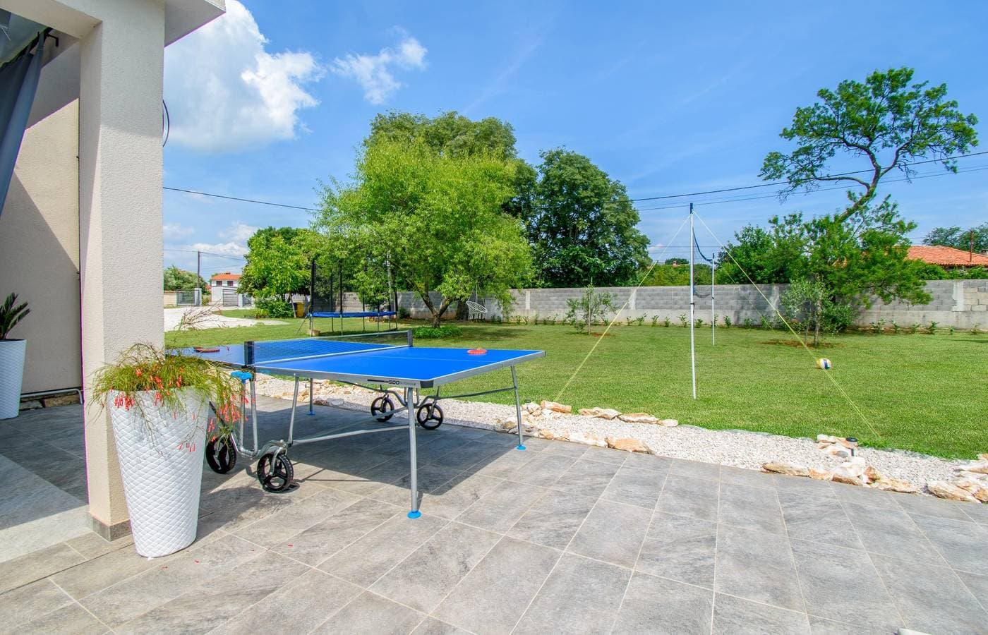 Foto 11 von 45: Schönes Ferienhaus zur alleinigen Nutzung mit priv