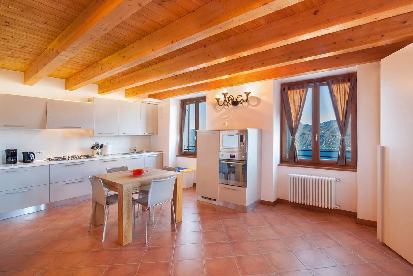 Foto 6 von 22: Apartment Borno With Pool In San Zeno Di Montagna